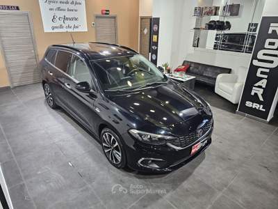 Fiat Tipo Automatica 1.6 MTJ 120cv Lounge Nero usata Qualiano