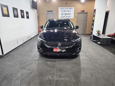 Fiat Tipo Automatica 1.6 MTJ 120cv Lounge Nero usata Qualiano