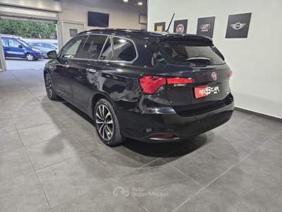 Fiat Tipo Automatica 1.6 MTJ 120cv Lounge Nero usata Qualiano