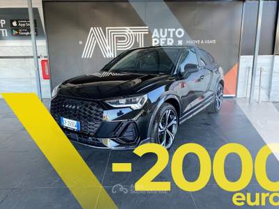 Audi Q3 Q3 Sportback 35 1.5 tfsi Identity Black s-tronic usata Napoli