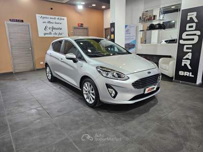 Ford Fiesta GPL 5 porte Titanium Grigio usata Qualiano