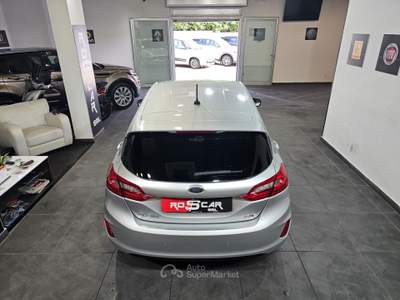 Ford Fiesta GPL 5 porte Titanium Grigio usata Qualiano