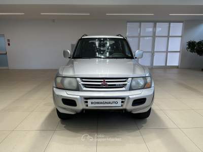 Mitsubishi Pajero Pajero 3p 3.2 tdi 16v di-d GLS SWB (121kw) Grigio usata Forlì