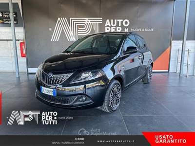 Lancia Ypsilon Ypsilon 1.0 firefly hybrid Gold s&s 70cv 5p.ti usata Napoli