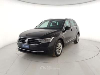 Volkswagen Tiguan 1.5 TSI ACT 110KW Life Nero usata Massa