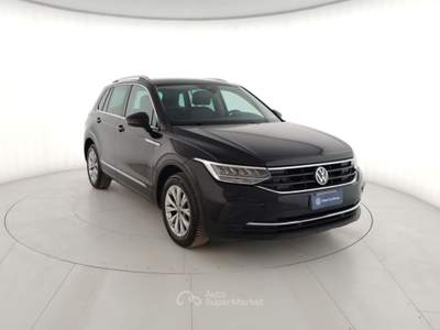 Volkswagen Tiguan 1.5 TSI ACT 110KW Life Nero usata Massa
