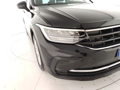 Volkswagen Tiguan 1.5 TSI ACT 110KW Life Nero usata Massa