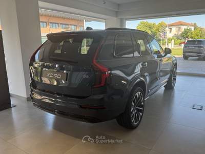 Volvo XC90 B5 AWD automatico Ultra Dark - PREZZO DI LISTINO 96846€!!! Blu/Azzurro usata Forlì