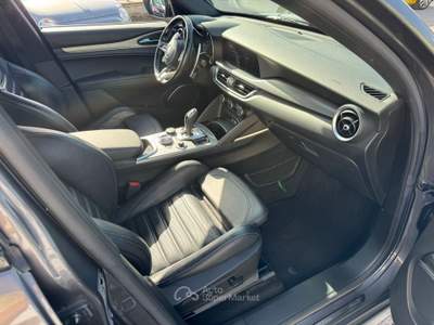 Alfa Romeo Stelvio 2.2 Turbo Diesel 210CV AT8 Q4 Veloce Grigio usata San Giuseppe Vesuviano