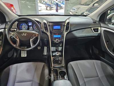 Hyundai i30 6m Style 119.000km Grigio usata Qualiano