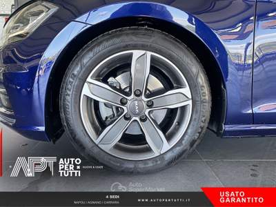 Volkswagen Golf Golf 5p 1.5 tsi Executive 130cv dsg Blu/Azzurro usata Carrara