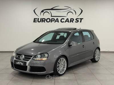 Volkswagen Golf Golf R32 3.2 VR6 5p 4motion dsg Grigio usata Caresanablot