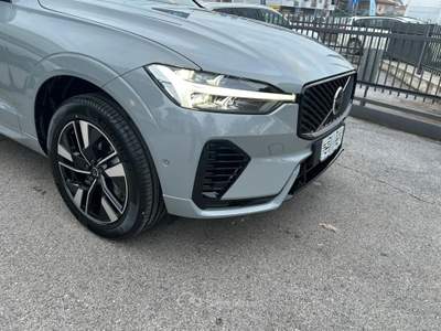 Volvo XC60 XC60 T6 Plug-in hybrid AWD automatico Plus Dark Grigio usata Rimini