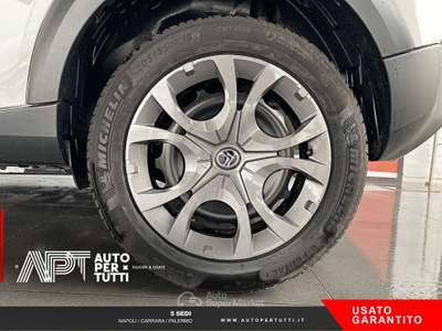 Citroen C3 C3 1.2 puretech turbo Plus 100cv s&s Bianco usata Carrara