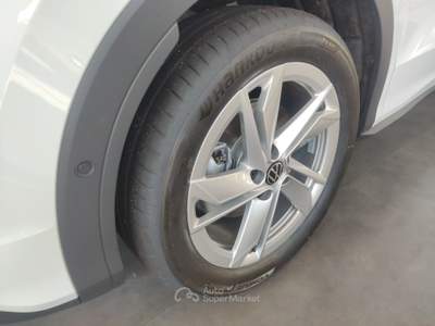 Volkswagen T-Roc 1.5 eTSI 110kW ACT Life DSG usata Avellino