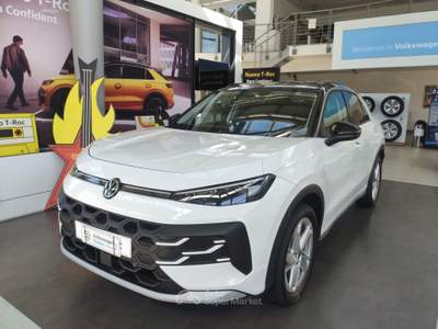 Volkswagen T-Roc 1.5 eTSI 110kW ACT Life DSG usata Avellino