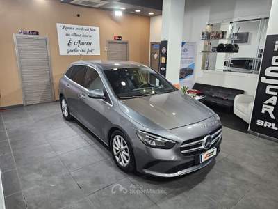 Mercedes-Benz Classe B B 200 d Automatic Sport Grigio usata Qualiano