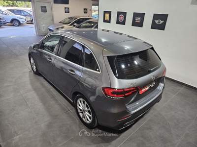 Mercedes-Benz Classe B B 200 d Automatic Sport Grigio usata Qualiano
