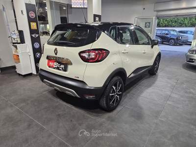 Renault Captur 1.5 dCi 90 CV EDC Energy Intens Beige usata Qualiano