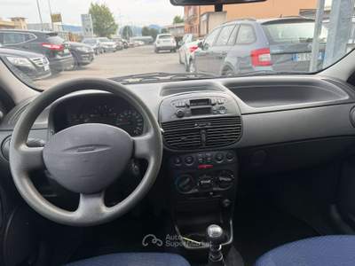 Fiat Punto 5p 1.2 16v NEOPATENTATI Grigio usata Lallio