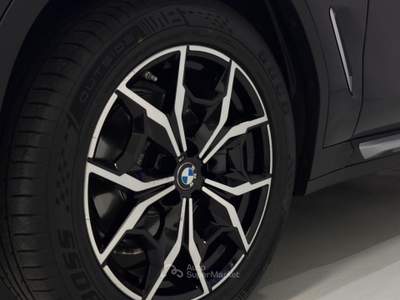 BMW X3 sDrive18d 48V Sport *Virtual *Black Nero usata Mesagne