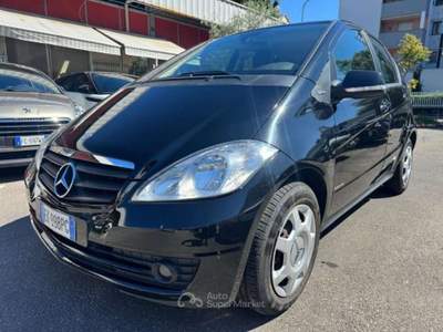 Mercedes-Benz Classe A BlueEFFICIENCY Executive Nero usata Milano