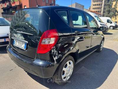 Mercedes-Benz Classe A BlueEFFICIENCY Executive Nero usata Milano
