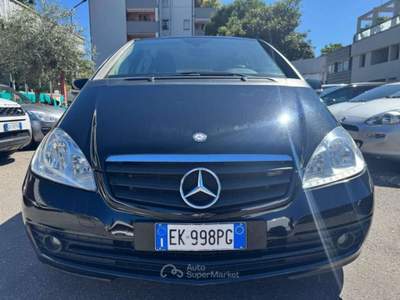Mercedes-Benz Classe A BlueEFFICIENCY Executive Nero usata Milano