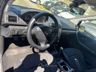 Mercedes-Benz Classe A BlueEFFICIENCY Executive Nero usata Milano