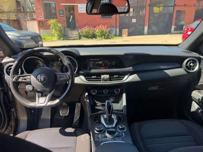 Alfa Romeo Stelvio 2.2 Turbodiesel 160 CV AT8 RWD Super(AUTOCARRO N1) Nero usata Milano