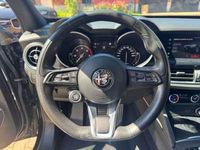 Alfa Romeo Stelvio 2.2 Turbodiesel 160 CV AT8 RWD Super(AUTOCARRO N1) Nero usata Milano