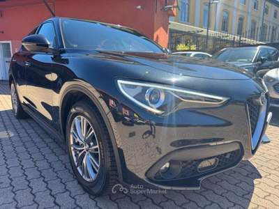Alfa Romeo Stelvio 2.2 Turbodiesel 160 CV AT8 RWD Super(AUTOCARRO N1) Nero usata Milano