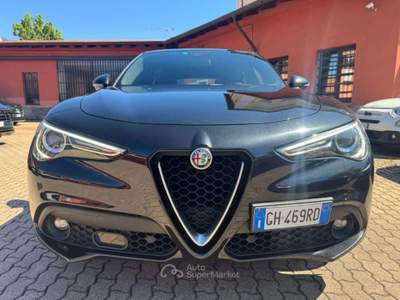 Alfa Romeo Stelvio 2.2 Turbodiesel 160 CV AT8 RWD Super(AUTOCARRO N1) Nero usata Milano