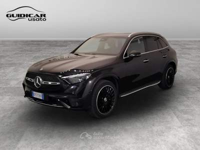 Mercedes-Benz GLC 220 d Mild hybrid AMG Premium 4Matic 9G-Tronic Nero usata Lucca