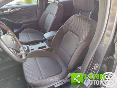 Ford Focus 1.0 EcoBoost Hybrid 125 CV 5p.ST-Line GAR.CASA Grigio usata Molteno