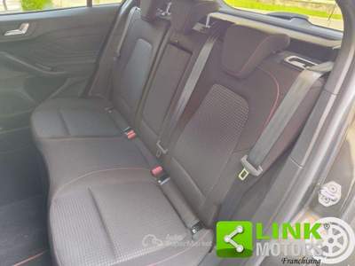 Ford Focus 1.0 EcoBoost Hybrid 125 CV 5p.ST-Line GAR.CASA Grigio usata Molteno