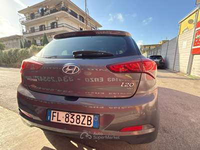 Hyundai i20 75cv Econext - 2017 Grigio usata Giugliano in Campania
