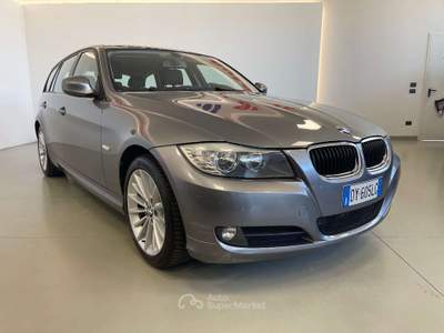 BMW Serie 3 320d 320 d Touring Attiva FL 177 CV Automatica Grigio usata Leno
