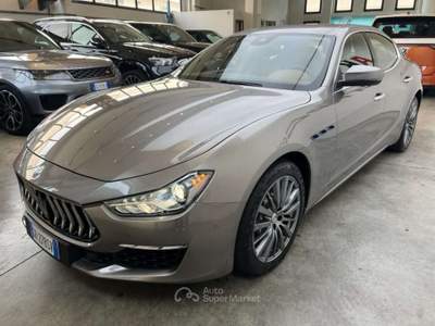 Maserati Ghibli L4 330 CV MHEV Grigio usata Parma