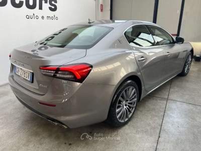 Maserati Ghibli L4 330 CV MHEV Grigio usata Parma