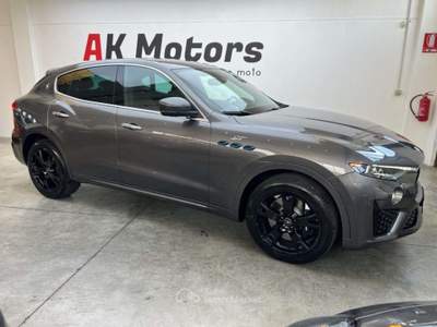 Maserati Levante MHEV 330 CV AWD GT Q4 GranSport Nero usata Parma