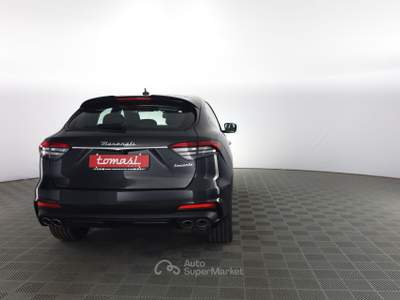 Maserati Levante Levante 330 CV MHEV AWD GT Nero usata Milano