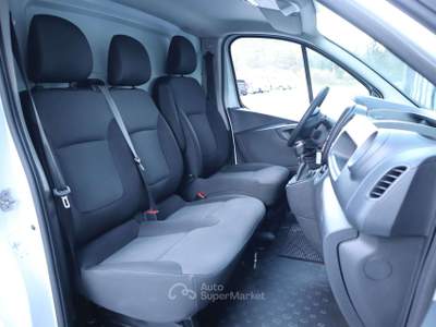 Renault Trafic TRAFIC 2.0 dCi 120CV L2H1 Bianco usata Varna