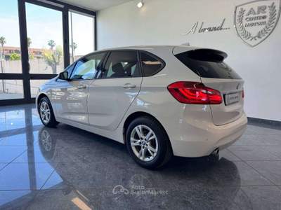 BMW Serie 2 218d 216 d Active Tourer Sport Navi Led Pdc Stupenda Bianco usata Giugliano in Campania
