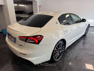 Maserati Ghibli V8 580 CV Trofeo Kit Carbonio Interior & Exterior Bianco usata Villa Carcina