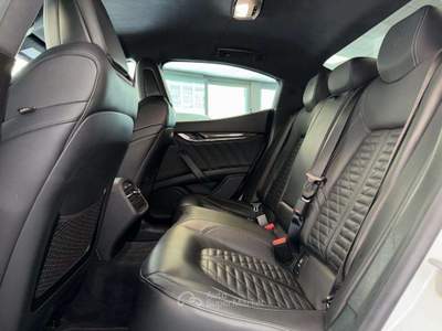 Maserati Ghibli V8 580 CV Trofeo Kit Carbonio Interior & Exterior Bianco usata Villa Carcina
