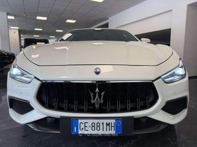 Maserati Ghibli V8 580 CV Trofeo Kit Carbonio Interior & Exterior Bianco usata Villa Carcina