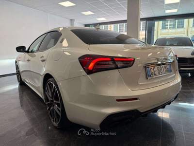 Maserati Ghibli V8 580 CV Trofeo Kit Carbonio Interior & Exterior Bianco usata Villa Carcina
