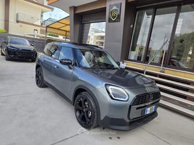 MINI Cooper D Countryman Favoured Grigio usata Brusciano