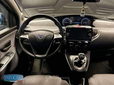 Lancia Ypsilon 1.0 Hybrid 70 cv Ecochic Gold - PROMO Nero usata Este